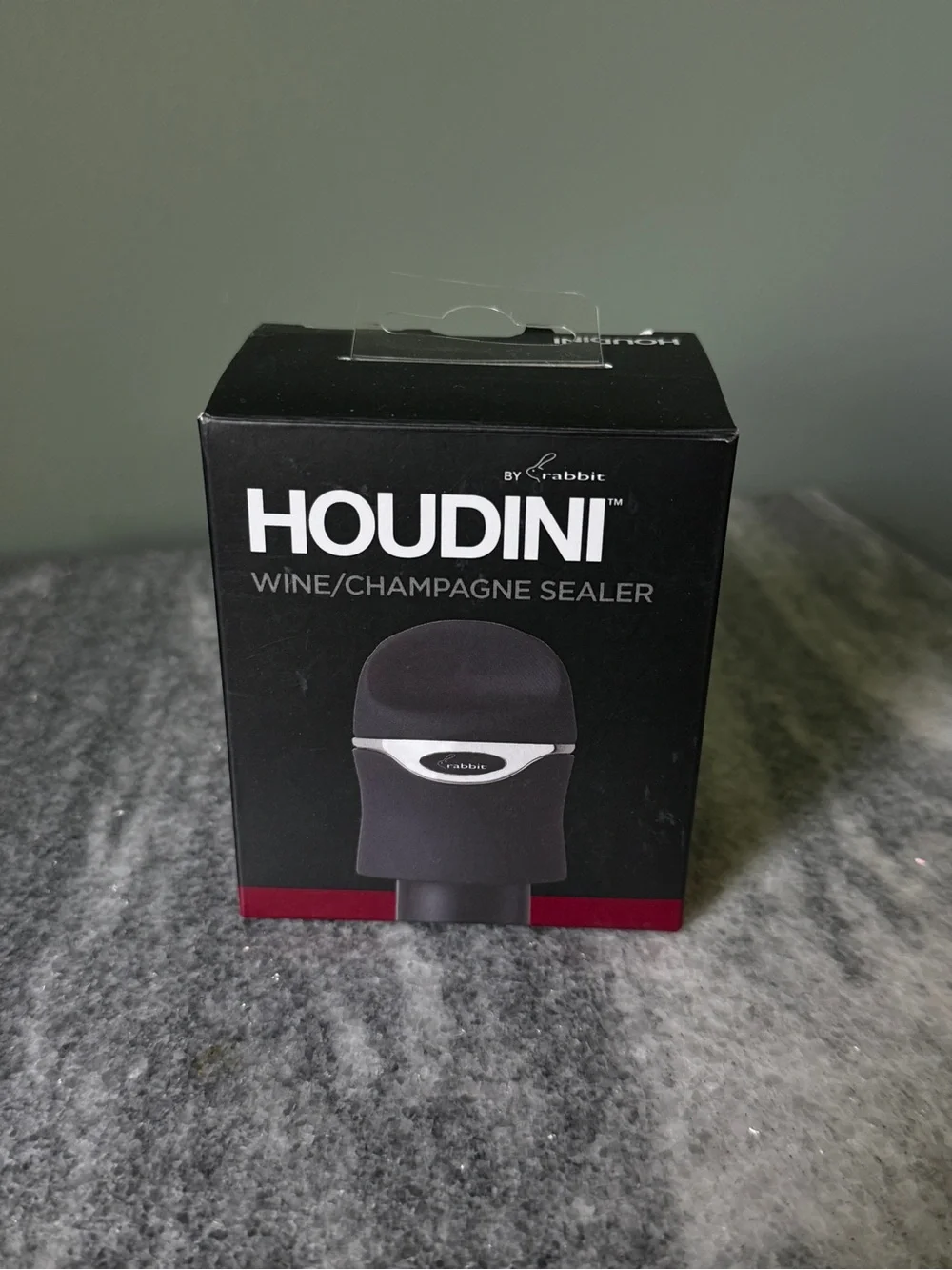 Houdini Wine & Champagne Sealer by - Black
